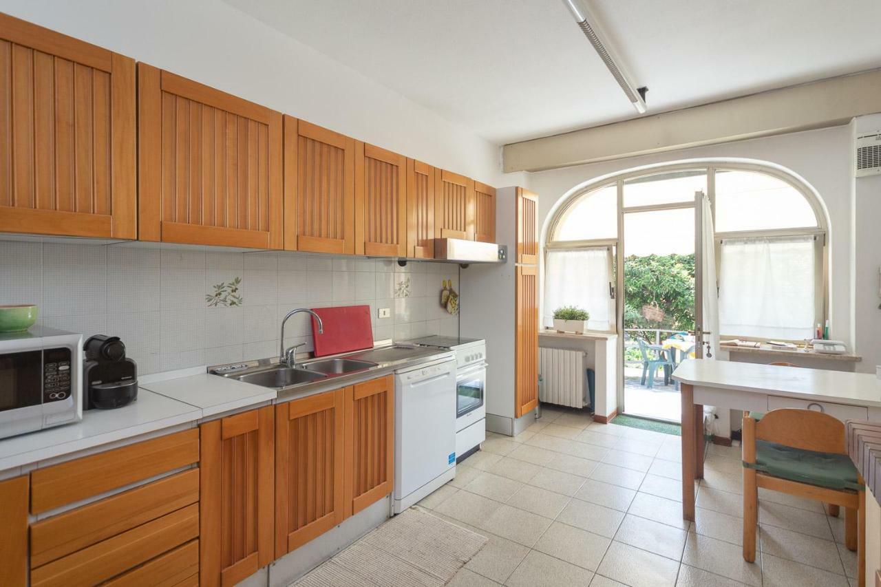 Apartment Villa Bruna Rapallo Exteriör bild