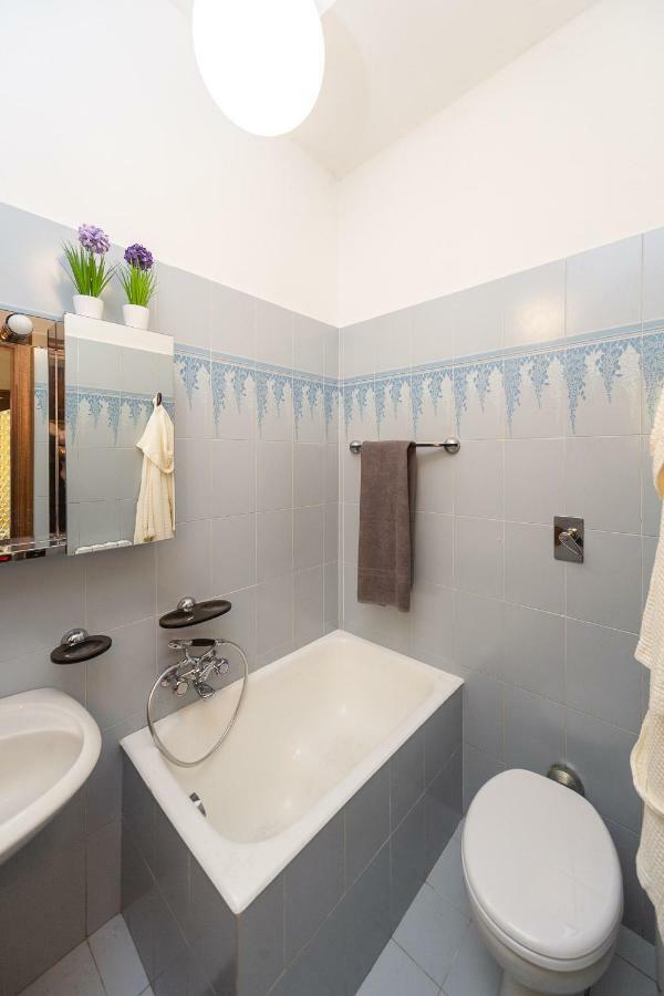 Apartment Villa Bruna Rapallo Exteriör bild